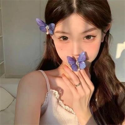 她和我的父亲